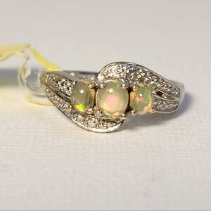 NWT VTG Natural Ethiopian Opal 2 Stone Zircon 925 Ring Sz 7